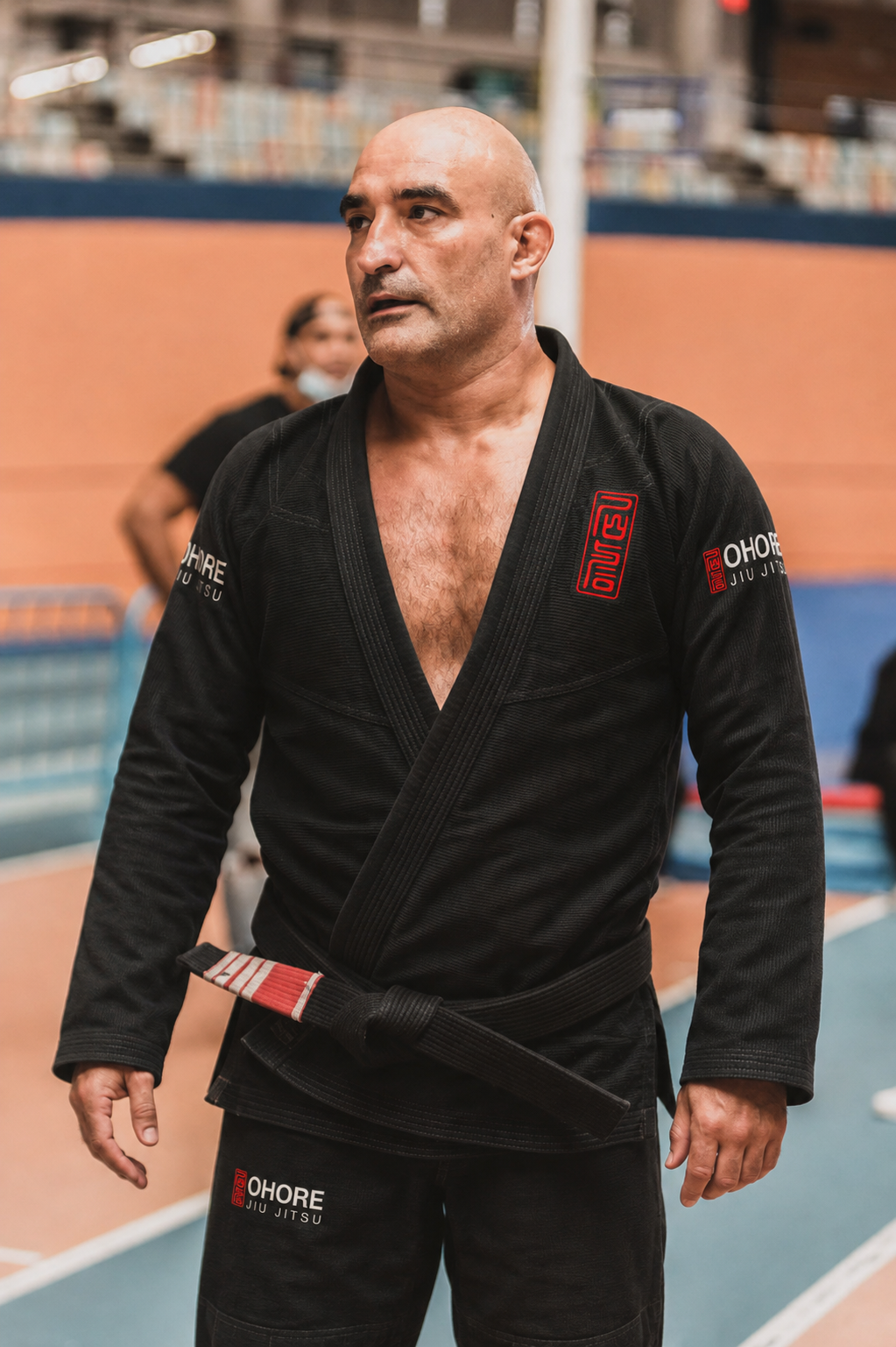 Josemi Tamayo con el kimono negro de OHORE